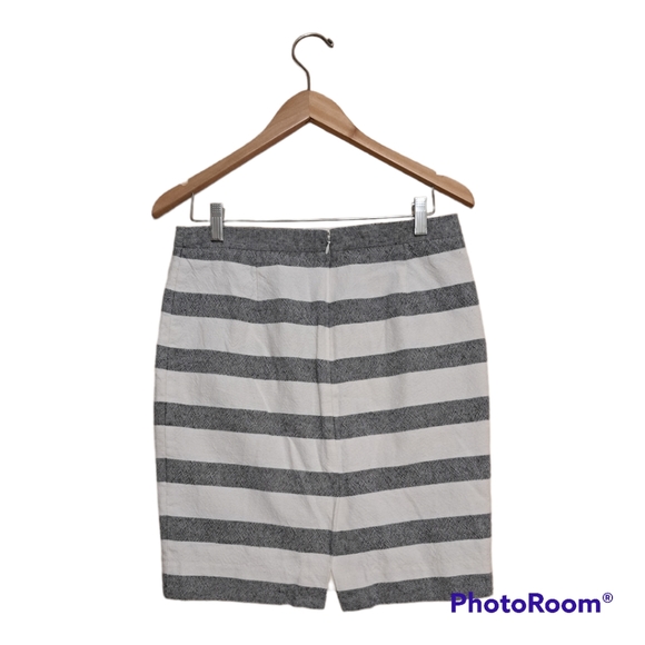 J. Crew pencil skirt. Linen blend - Picture 2 of 3